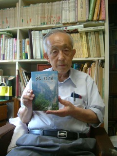 「アツシ判官」の札幌時代を描いた歴史小説「北のはざま」を執筆した板垣さん