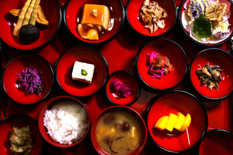「日本海『美食旅（ガストロノミー』）をメーンキャッチフレーズに庄内エリアの5市町は精進料理などをアピールしていく