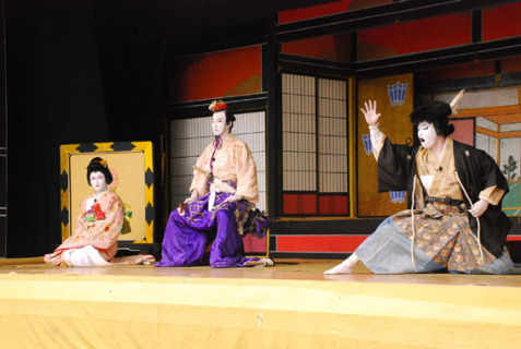 熱い演技が観客を魅了した黒森歌舞伎の本狂言